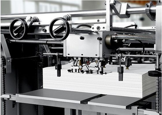 180-350gm Sheet Square Bottom Shopping Paper Bag เครื่องปั้นกระเป๋ากระดาษ พร้อมรูจับ