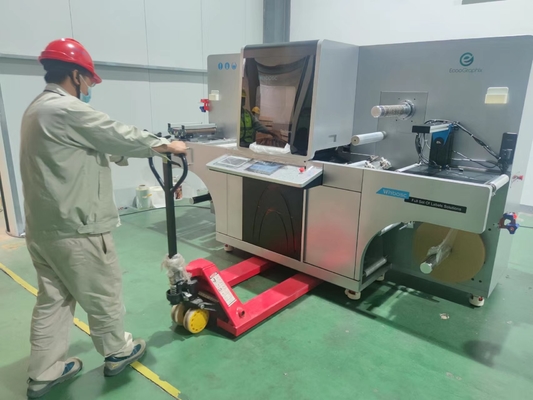 เครื่องพิมพ์สัญลักษณ์ดิจิตอล Roll To Roll Foil Stamping And Varnishing เครื่องพิมพ์สัญลักษณ์ดิจิตอล