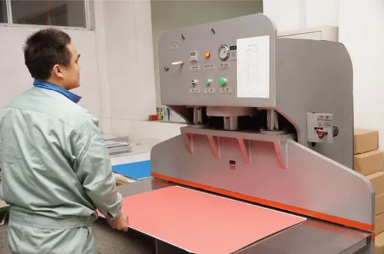 13000 rph พรมพิมพ์กัน UV สีแดง สําหรับพิมพ์บรรจุภัณฑ์