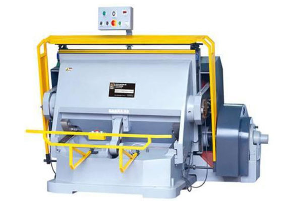 5.5KW 22s ต่อนาทีเครื่องตัดแบบกึ่งอัตโนมัติโดยไม่ต้องปอก
